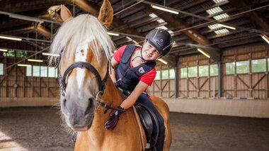 © © Roman Noestler